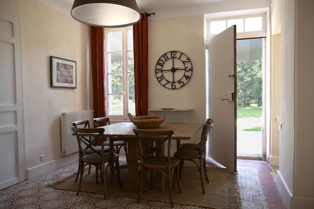 Bed and Breakfast La Maison R Pignans Екстер'єр фото